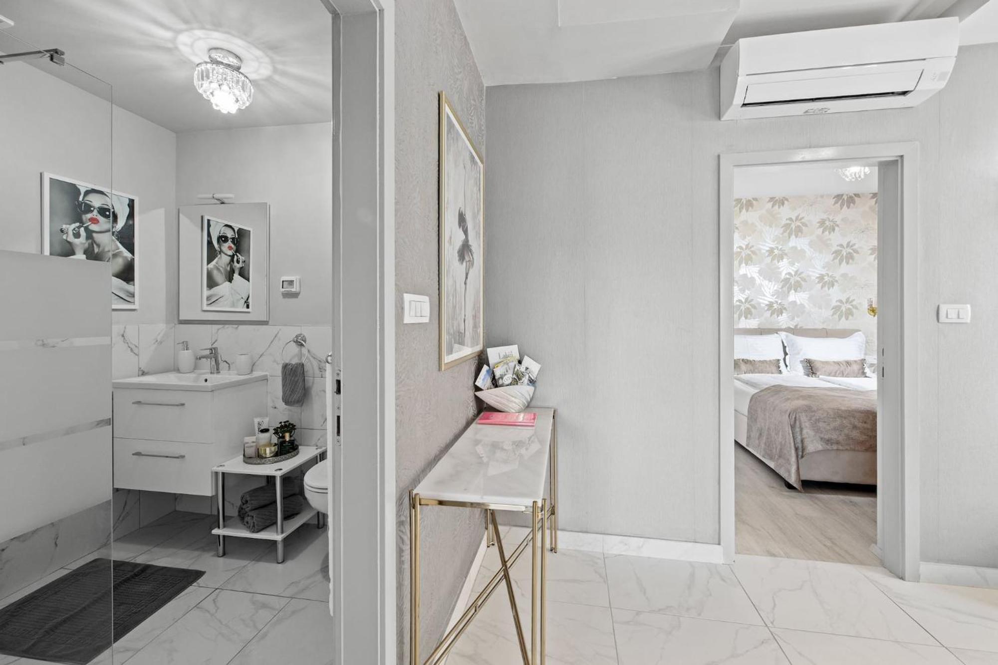 Apartments Lady M Rabac Εξωτερικό φωτογραφία