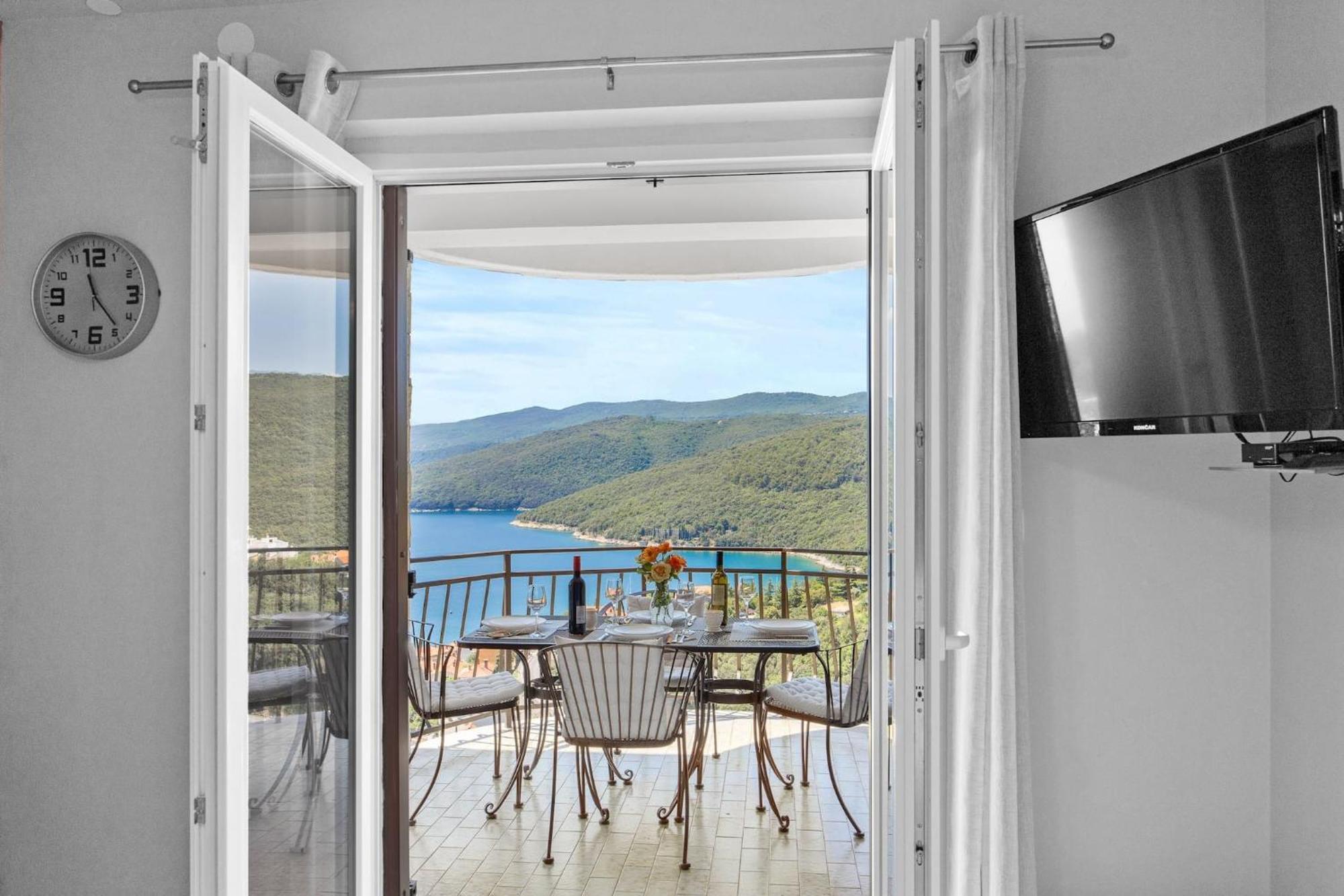 Apartments Lady M Rabac Εξωτερικό φωτογραφία