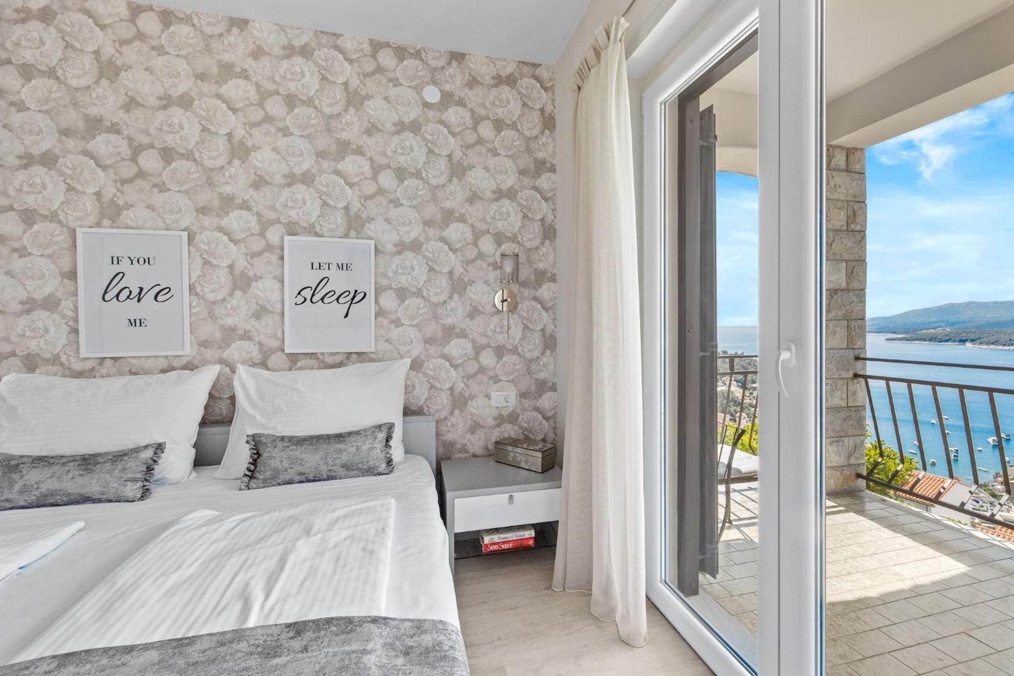 Apartments Lady M Rabac Εξωτερικό φωτογραφία